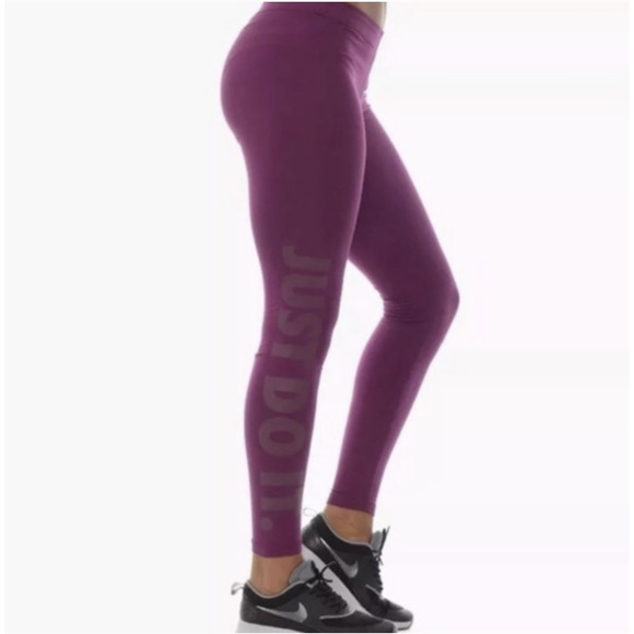 Nike Organic Cotton 'Just Do It' Printed Leg Logo Athletic Leggings - Picture 1 of 7